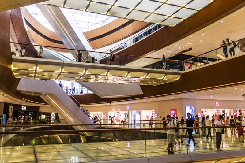 Tiendas dentro de un shopping